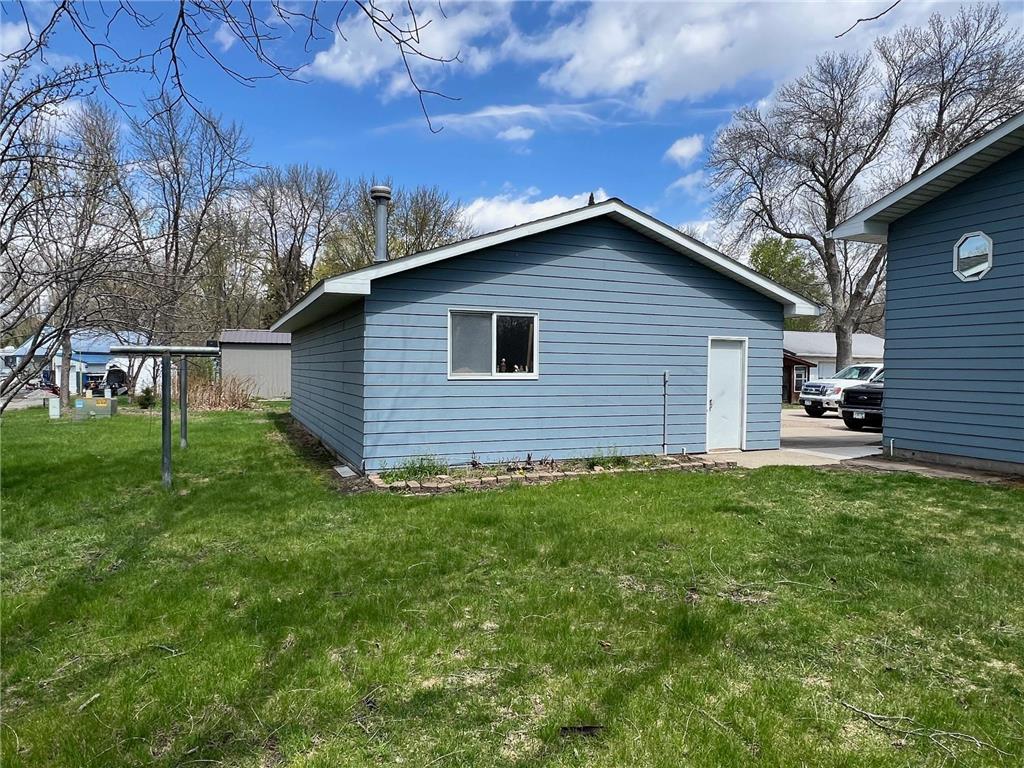 129 Nelson Street E Litchfield MN 55355 7065261 image22