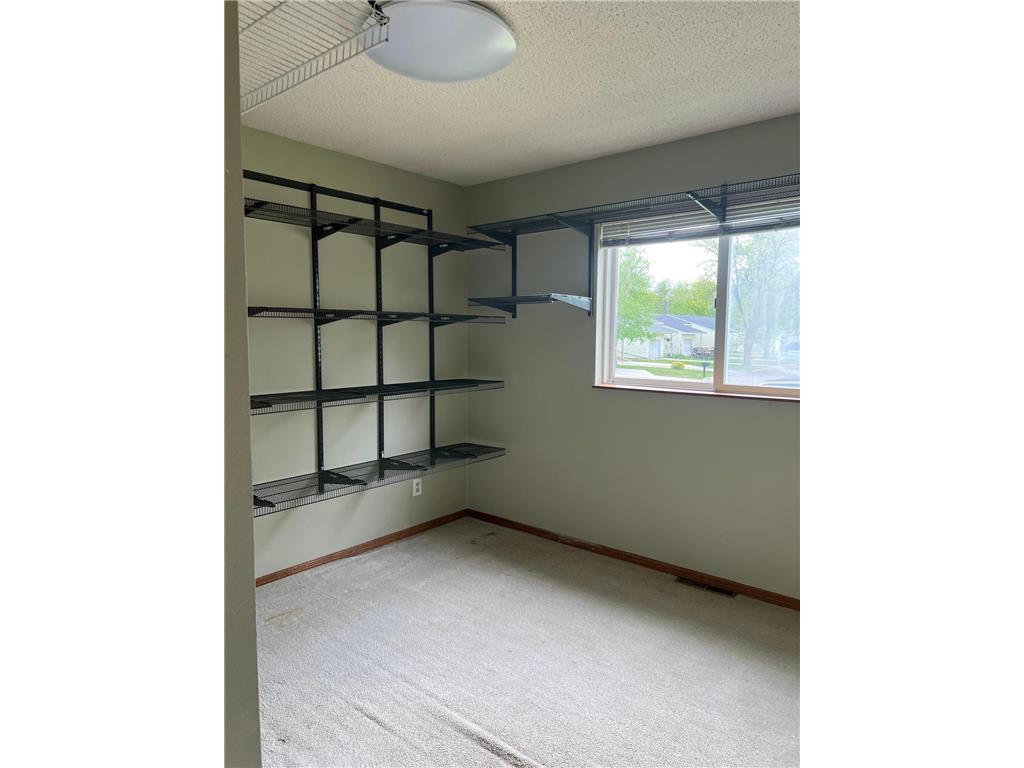 129 Nelson Street E Litchfield MN 55355 7065261 image37