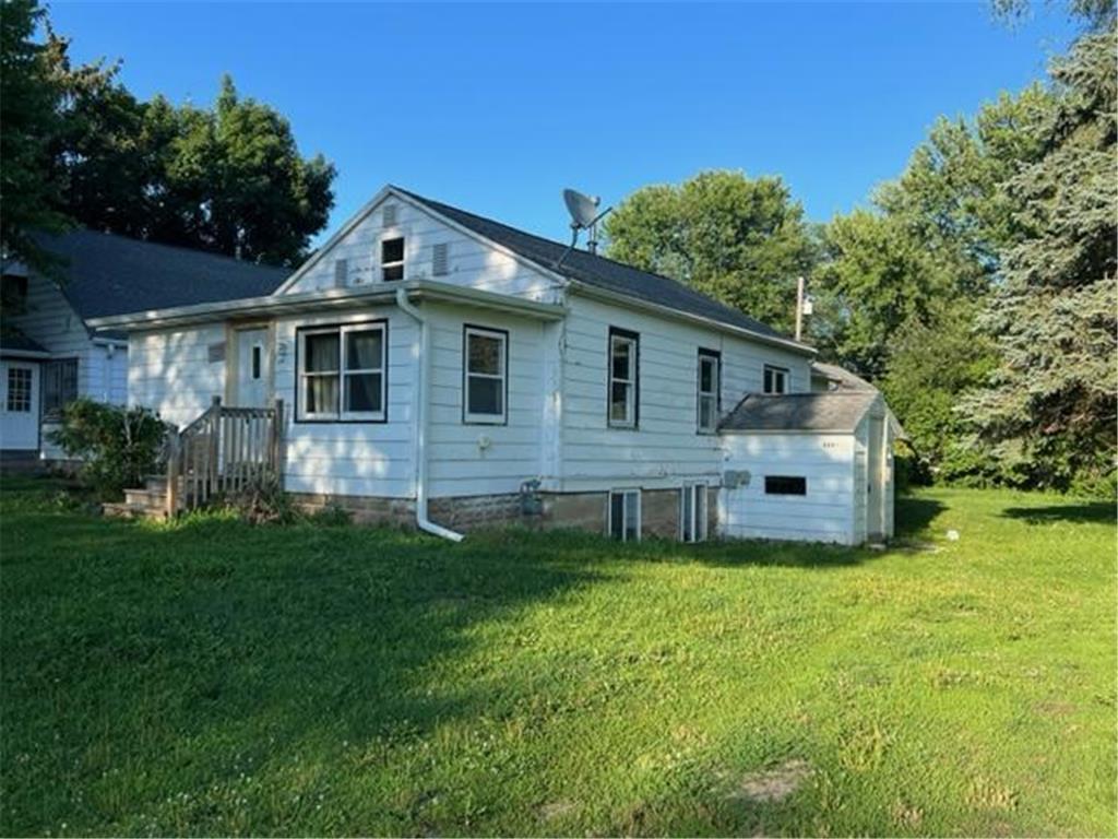 129 Red Wing Avenue N Red Wing MN 55066 6411029 image1