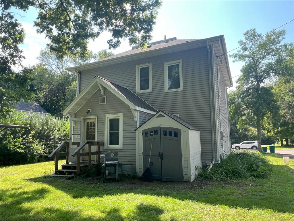129 S Main Street Sherburn MN 56171 6764357 image1