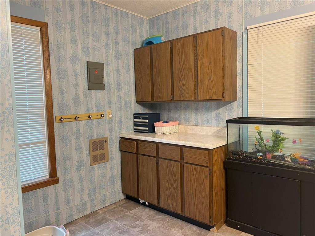 129 S Main Street Sherburn MN 56171 6764357 image22