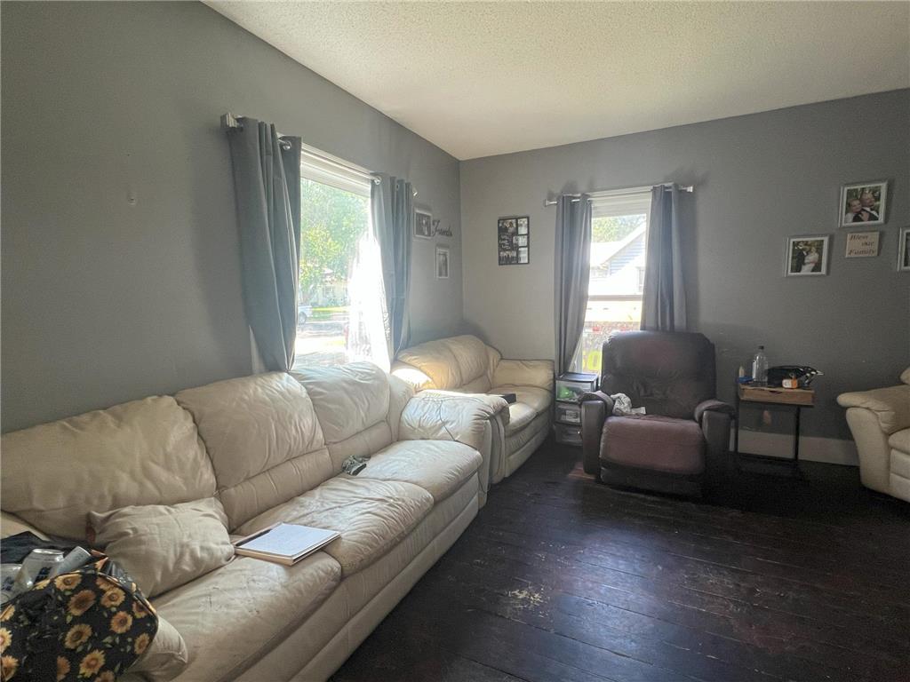 129 S Main Street Sherburn MN 56171 6764357 image5