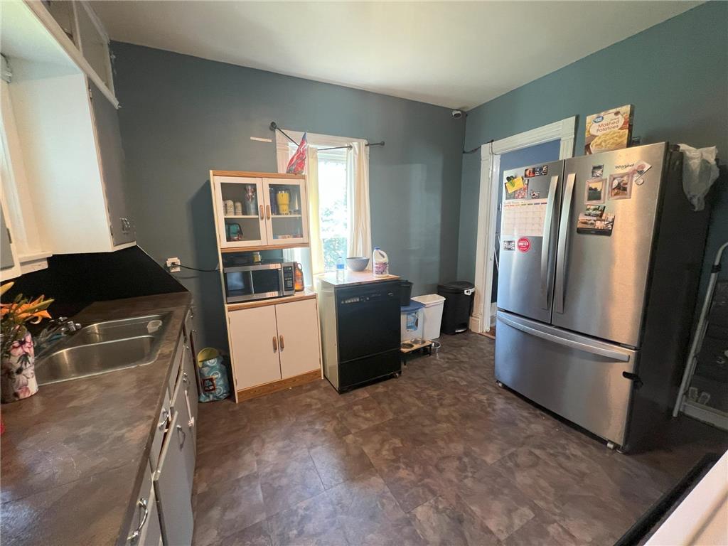 129 S Main Street Sherburn MN 56171 6764357 image7