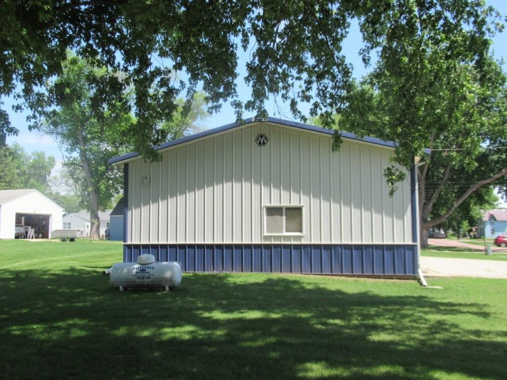 129 S Summit Avenue Hills MN 56138 7083481 image2