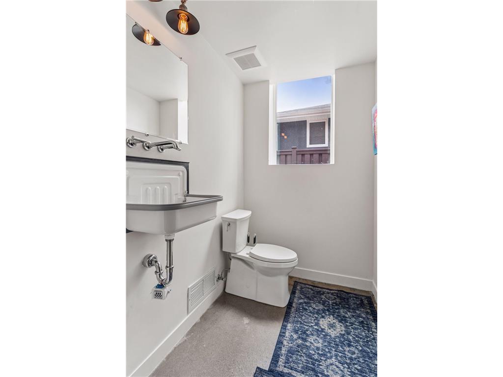 1290 Snelling Avenue N Saint Paul MN 55108 7015483 image14