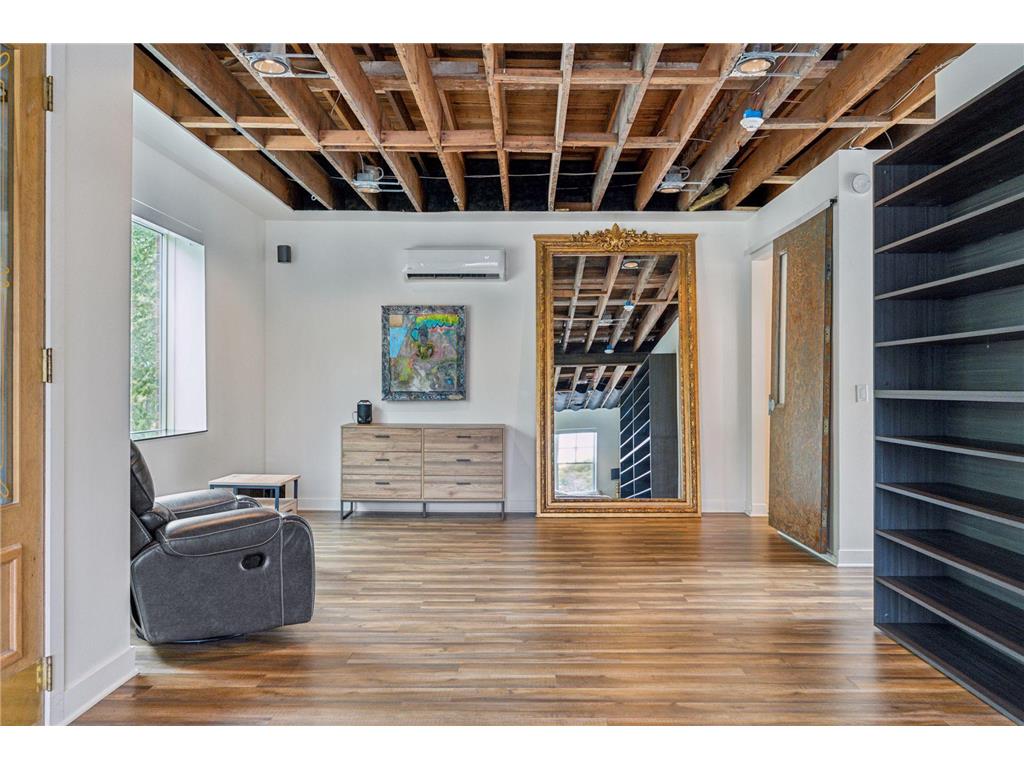 1290 Snelling Avenue N Saint Paul MN 55108 7015483 image17