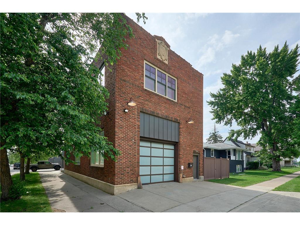 1290 Snelling Avenue N Saint Paul MN 55108 7066747 image1