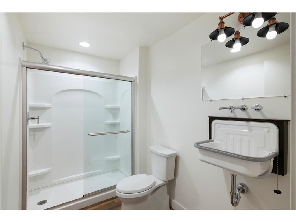 1290 Snelling Avenue N Saint Paul MN 55108 7066747 image28