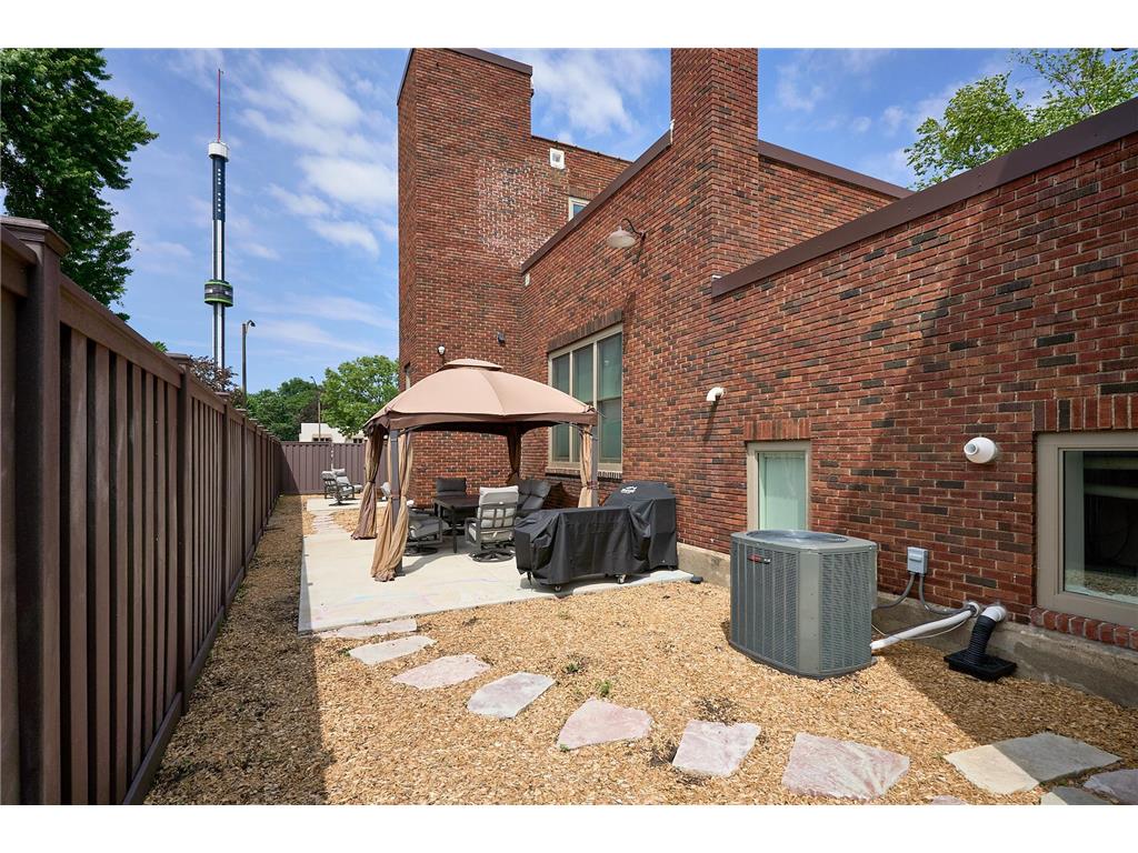 1290 Snelling Avenue N Saint Paul MN 55108 7066747 image30
