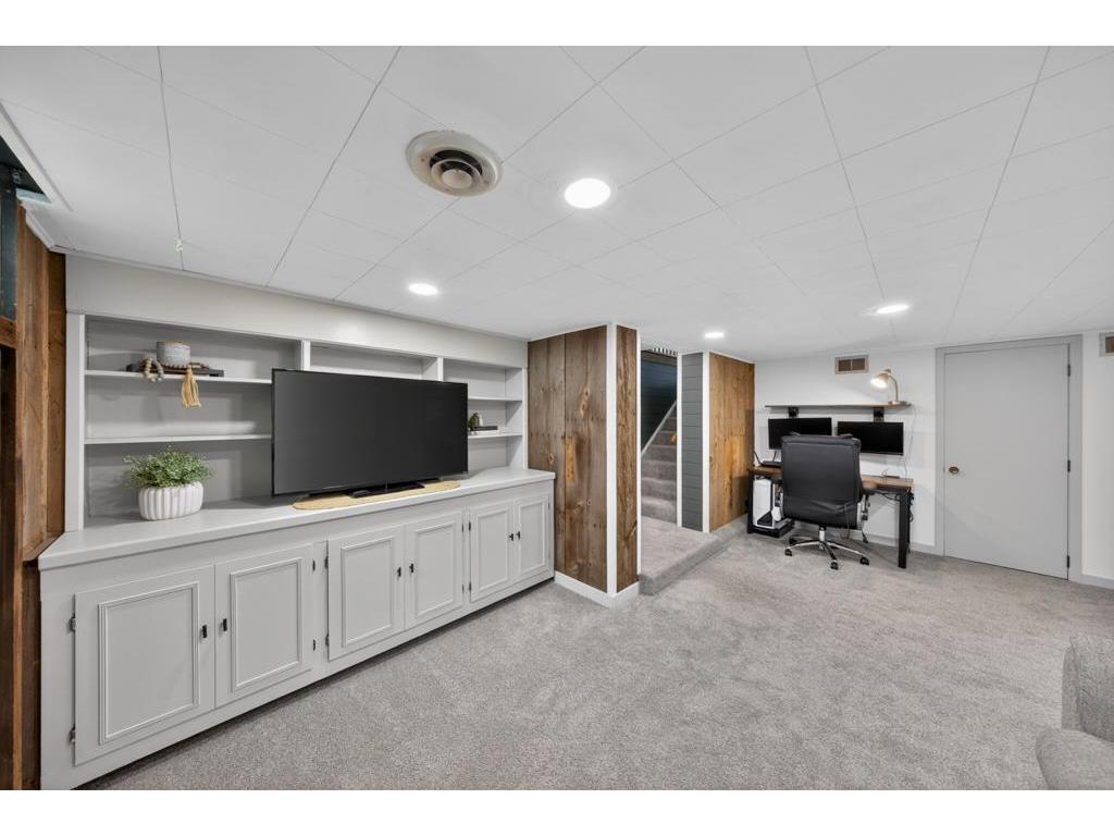 1290 West Avenue Zumbrota MN 55992 7090644 image31