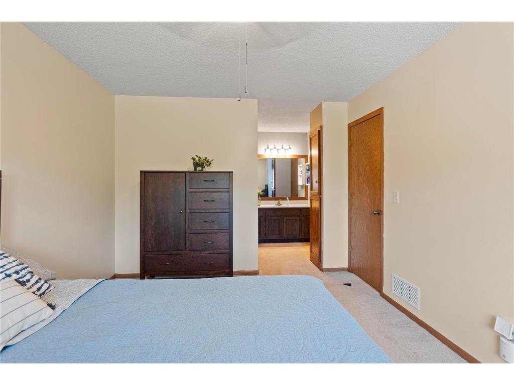 12900 45th Avenue N Plymouth MN 55442 7074705 image18