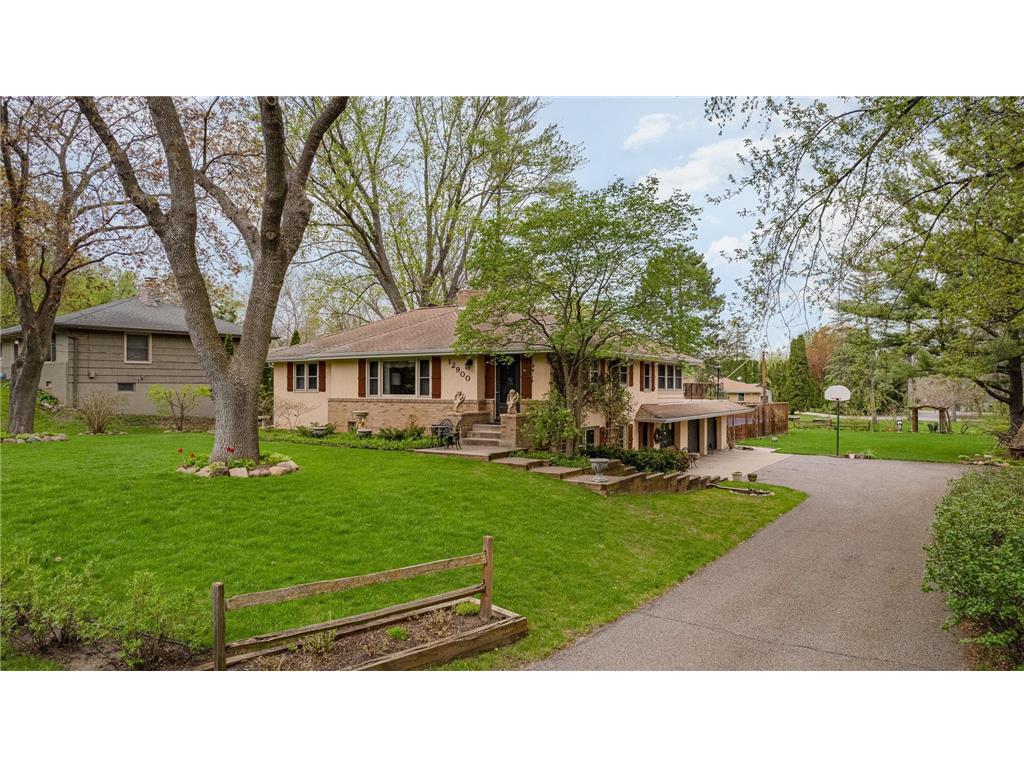 12900 Inverness Road Minnetonka MN 55305 6472814 image1