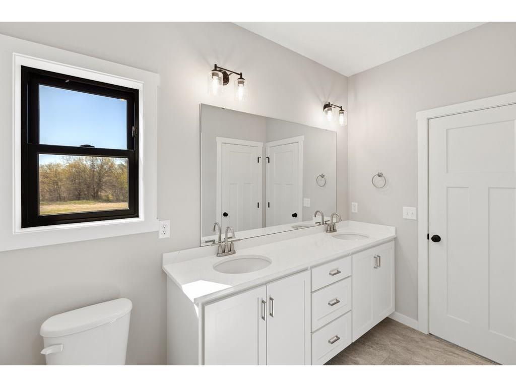 12901 295th Avenue NW Baldwin Twp MN 55371 7072314 image17