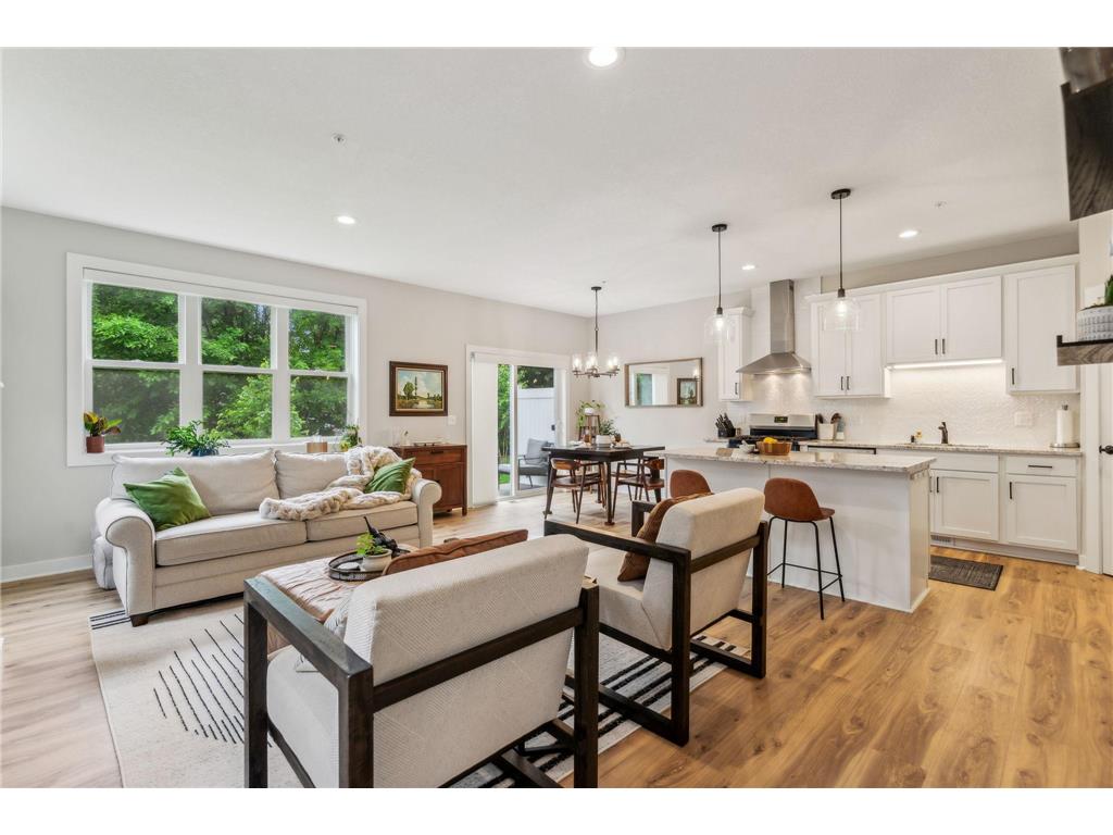 12905 Penn Avenue S Burnsville MN 55337 6564276 image1