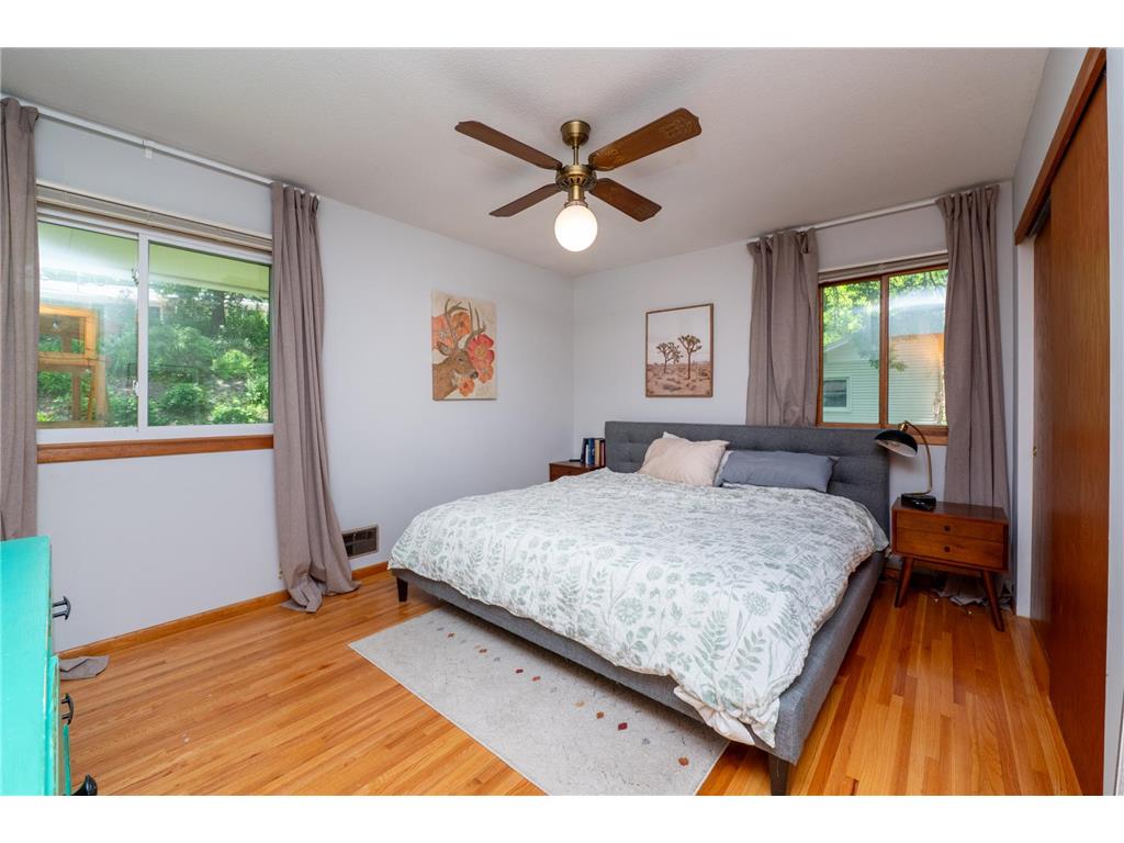 12905 Viking Drive Burnsville MN 55337 7083003 image17
