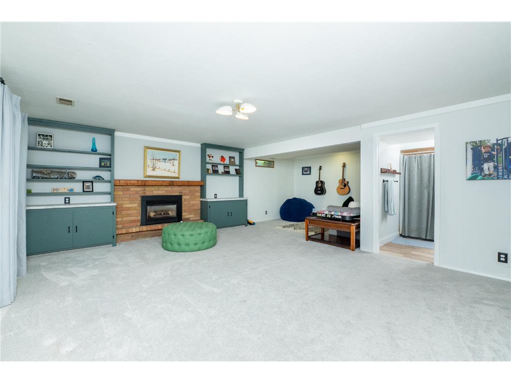 12905 Viking Drive Burnsville MN 55337 7083003 image21