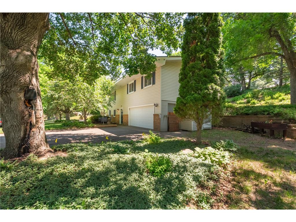 12905 Viking Drive Burnsville MN 55337 7083003 image34