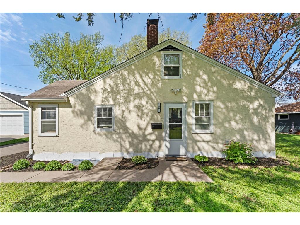 1291 Mackubin Street Saint Paul MN 55117 7060648 image1