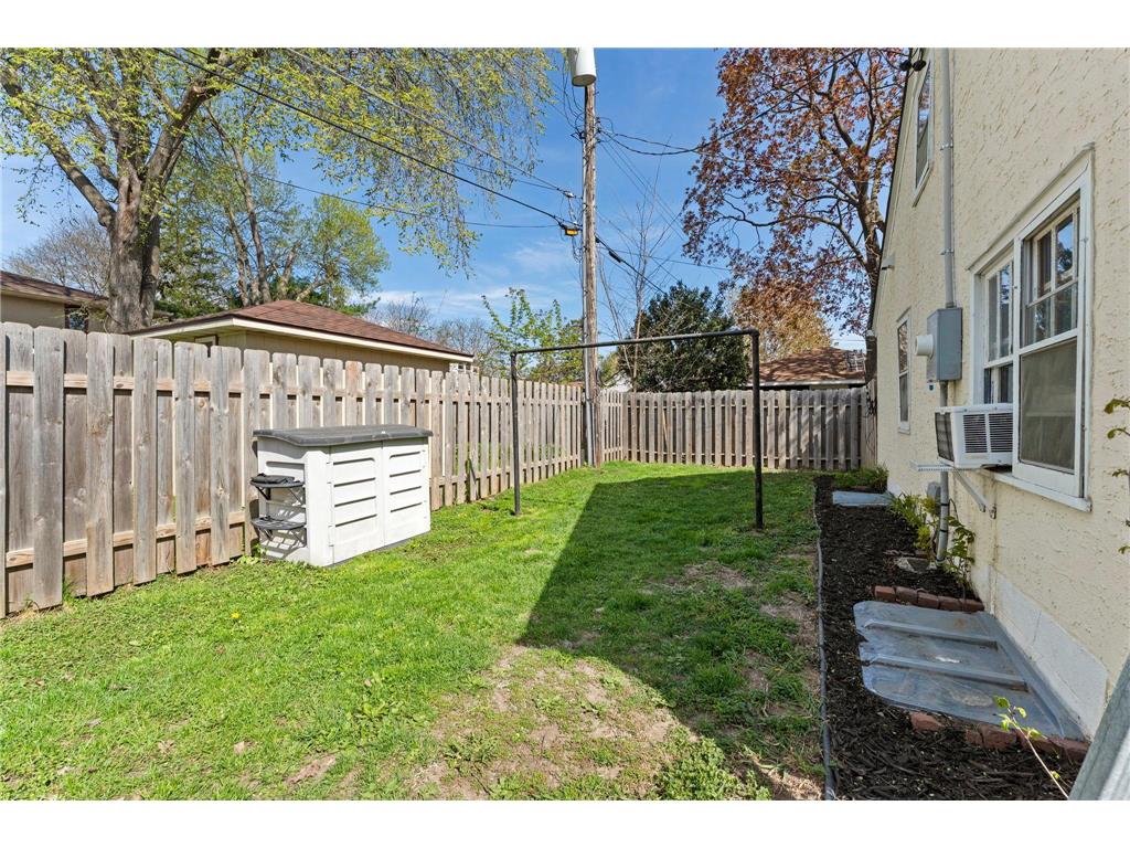 1291 Mackubin Street Saint Paul MN 55117 7060648 image26