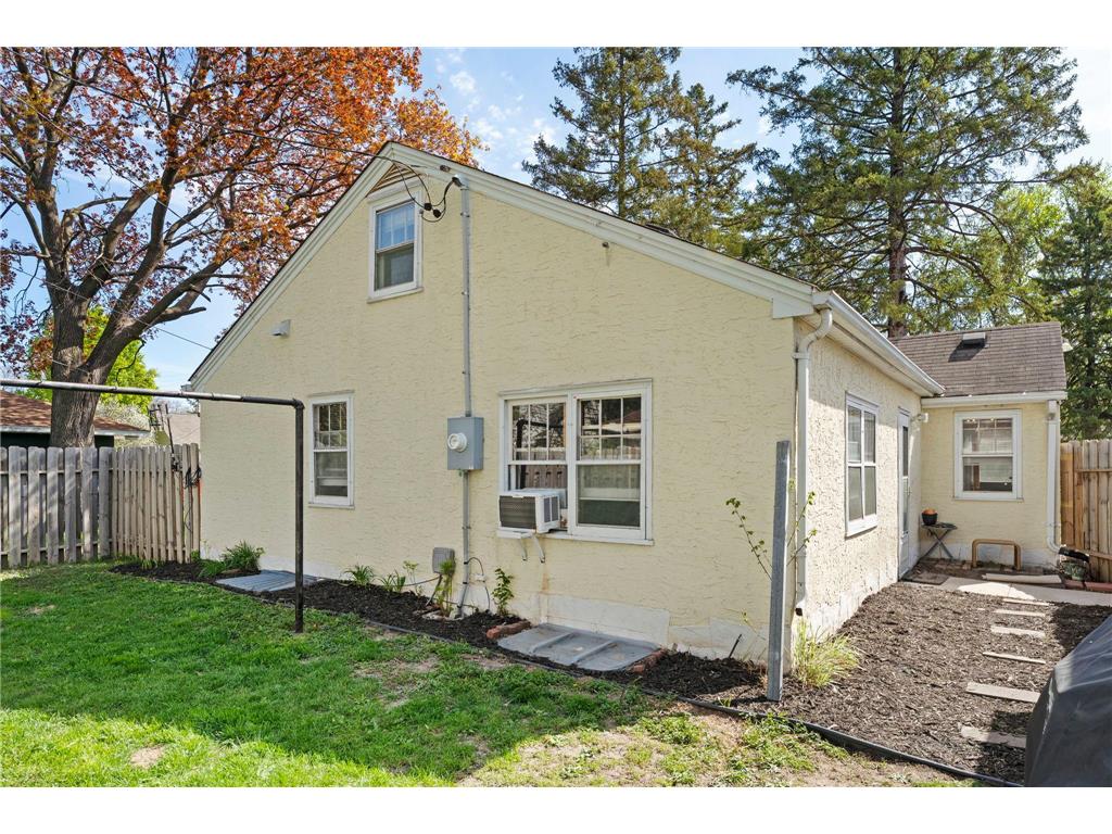 1291 Mackubin Street Saint Paul MN 55117 7060648 image28
