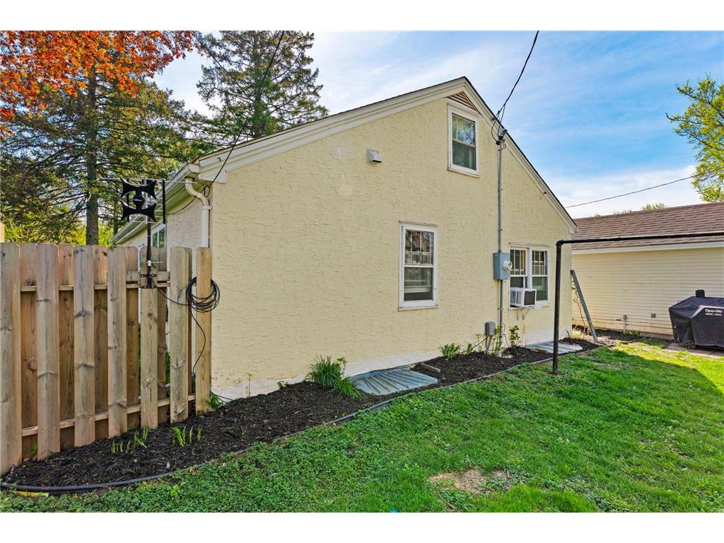 1291 Mackubin Street Saint Paul MN 55117 7060648 image29