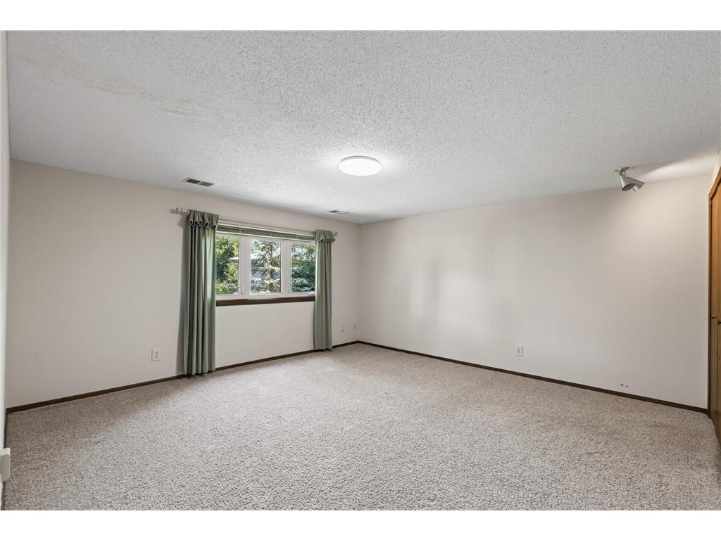 12912 18th Avenue S Burnsville MN 55337 7108289 image36