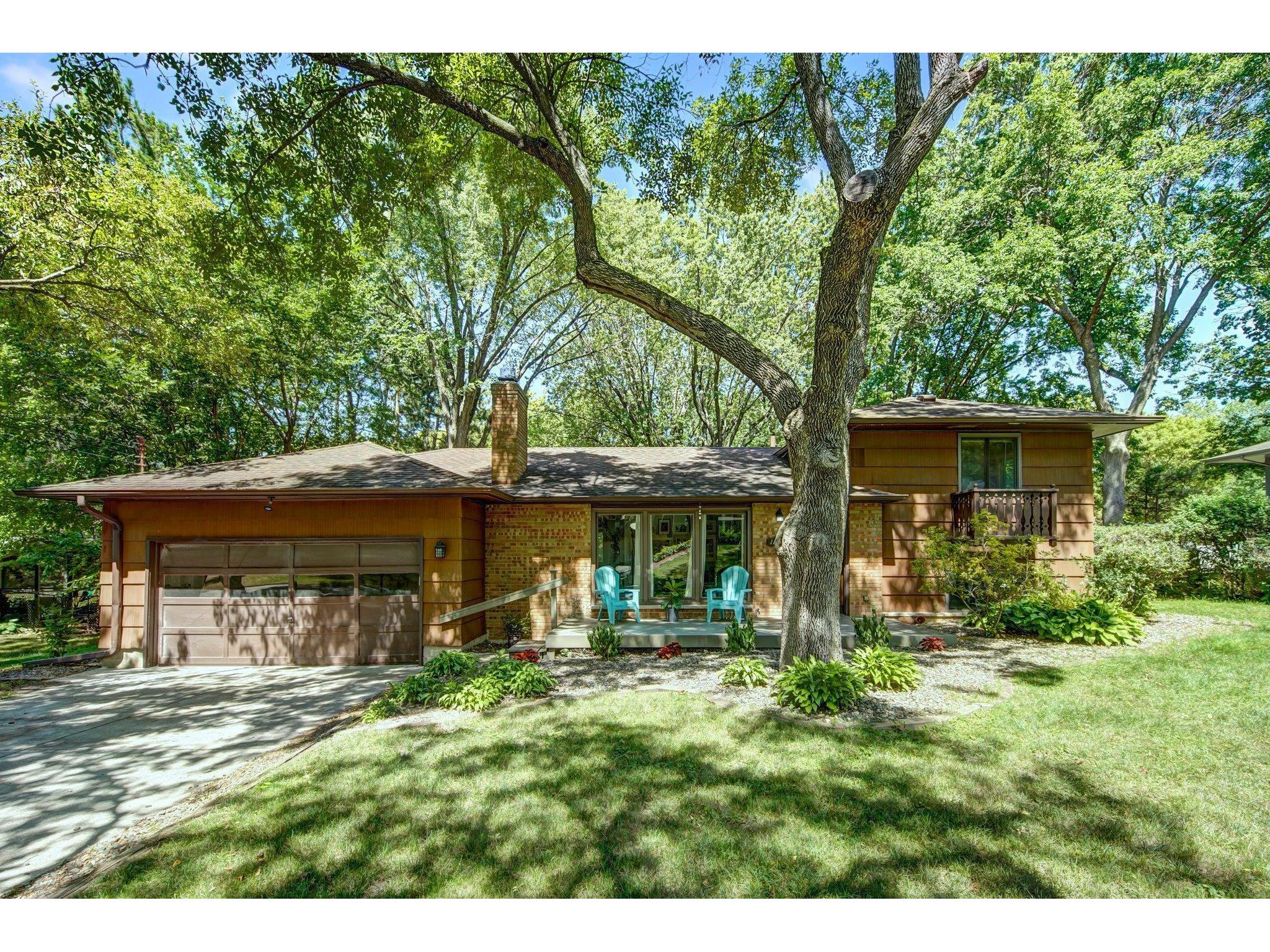 12914 Melody Lane, MN 55305 MLS 6082685 Edina Realty