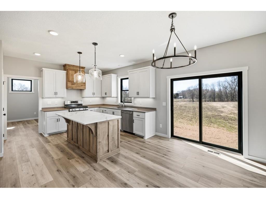 12917 295th Avenue NW Princeton MN 55371 7055279 image10