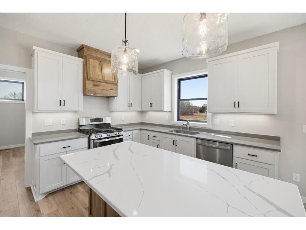 12917 295th Avenue NW Princeton MN 55371 7055279 image12