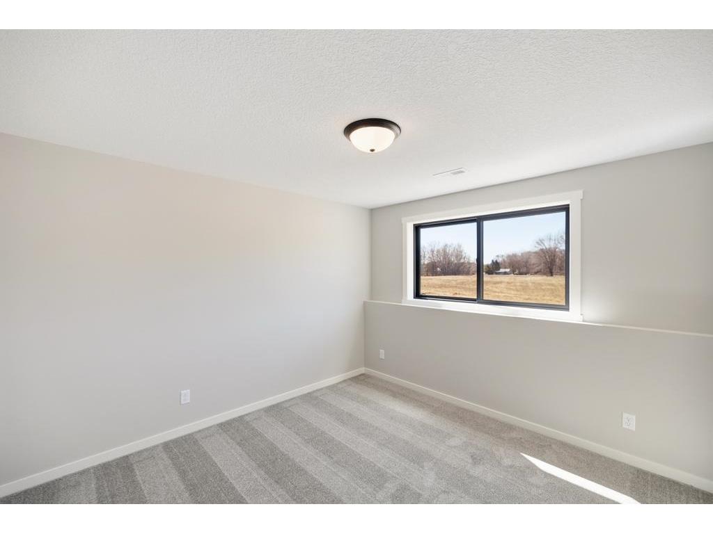 12917 295th Avenue NW Princeton MN 55371 7055279 image31