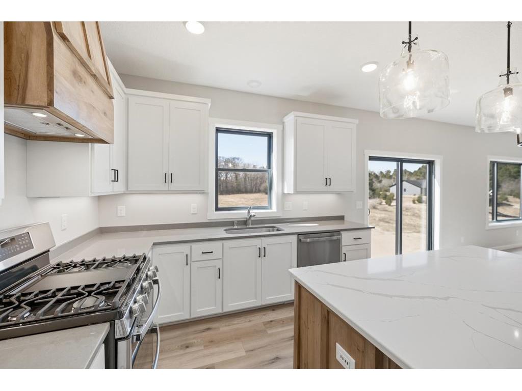 12917 295th Avenue NW Princeton MN 55371 7055279 image8