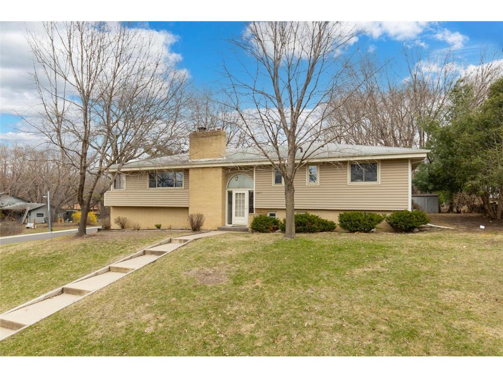 12917 Portland Avenue Burnsville MN 55337 6703276 image1