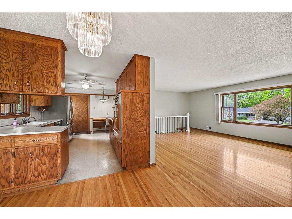 12919 5th Avenue S Burnsville MN 55337 7083369 image6