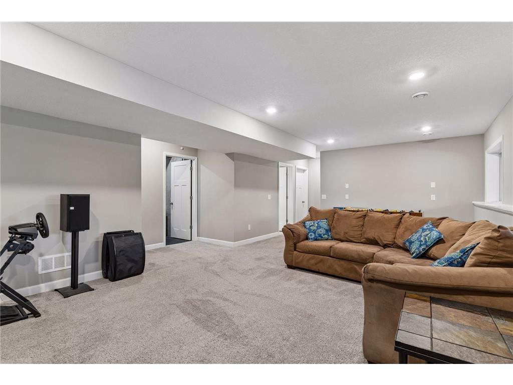 12919 Amiens Circle Rosemount MN 55068 7089713 image35