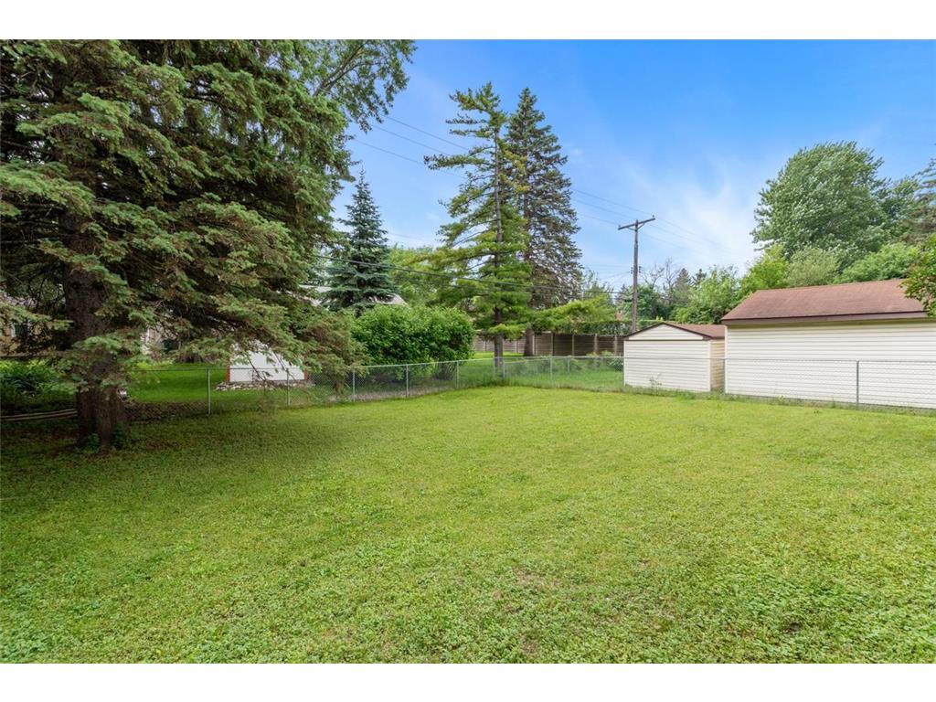 1292 County Road B W Roseville MN 55113 7082263 image3