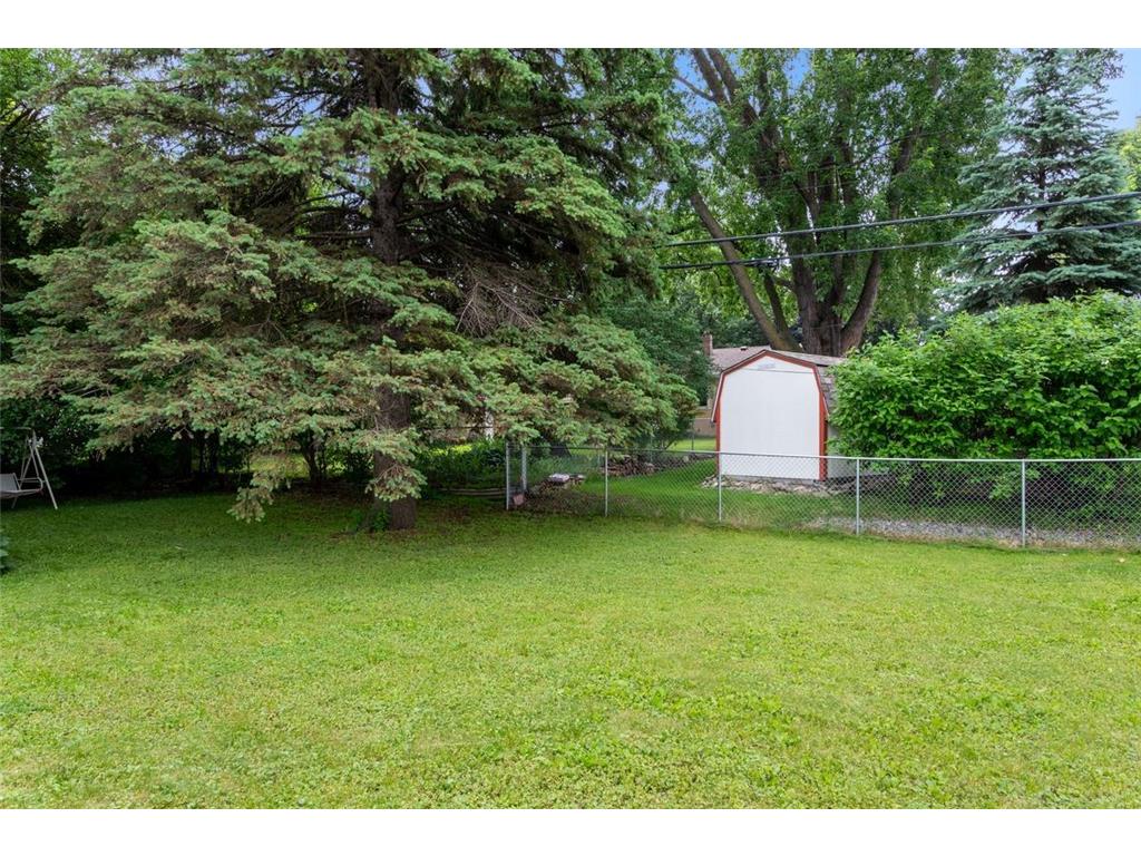 1292 County Road B W Roseville MN 55113 7082263 image5