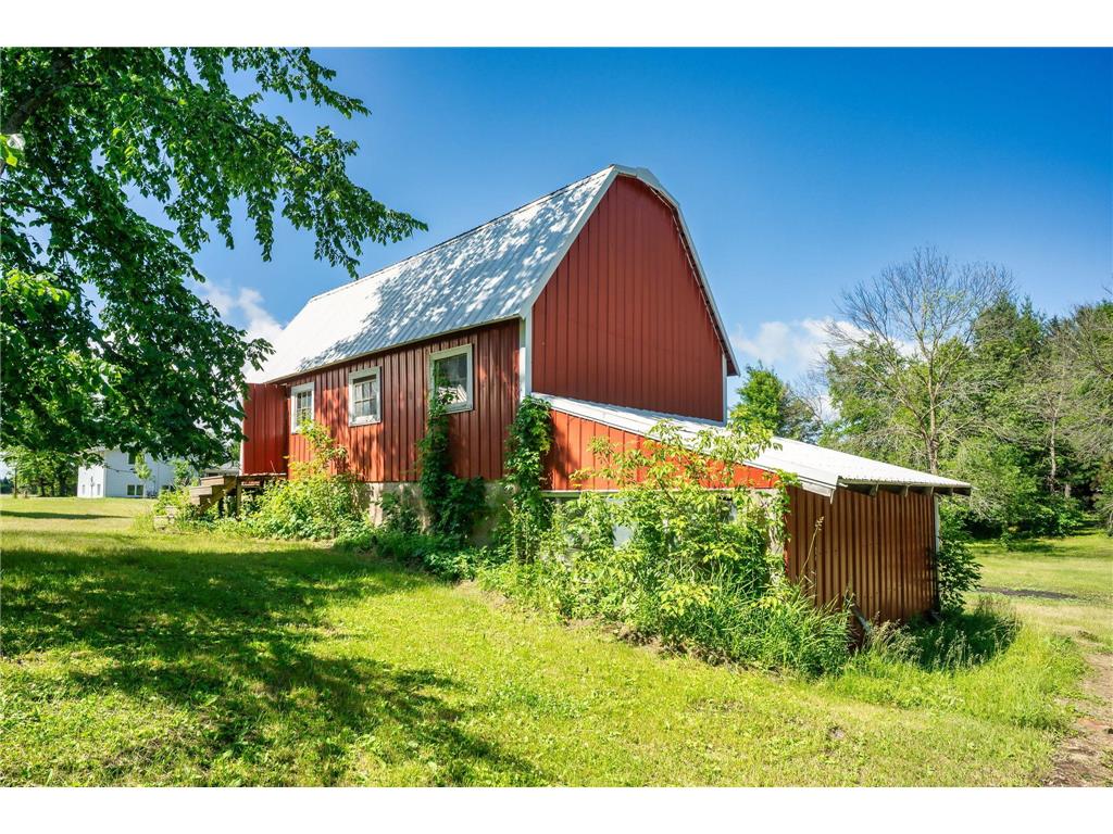 1292 County Road H Star Prairie WI 54026 - Apple River 7092229 image34