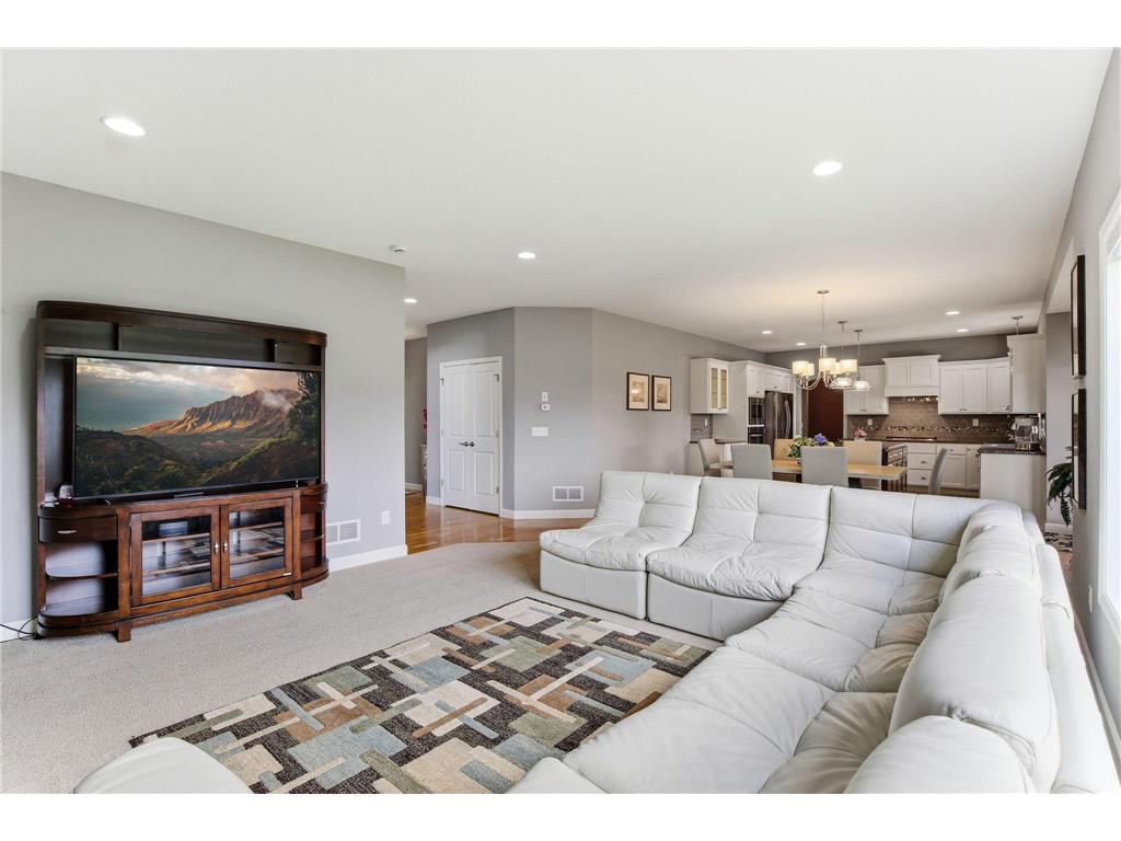 12920 Rose Bluff Boulevard Burnsville MN 55337 7078654 image10