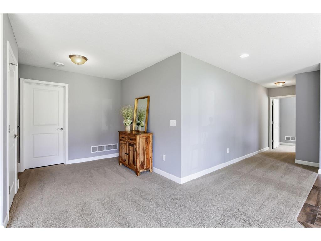 12920 Rose Bluff Boulevard Burnsville MN 55337 7078654 image47