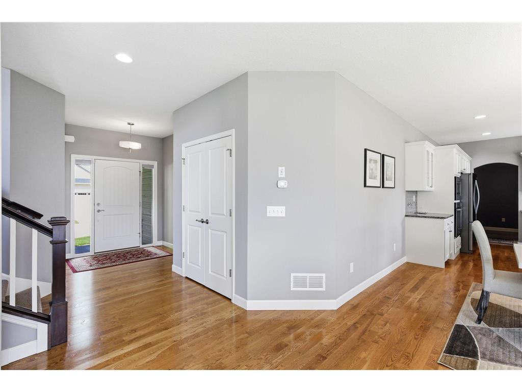 12920 Rose Bluff Boulevard Burnsville MN 55337 7078654 image6
