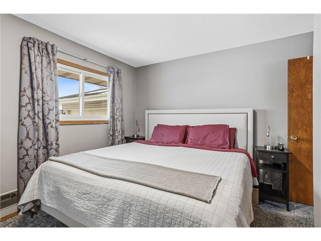 12921 James Avenue S Burnsville MN 55337 6778096 image16