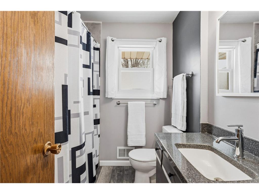 12921 James Avenue S Burnsville MN 55337 6778096 image17