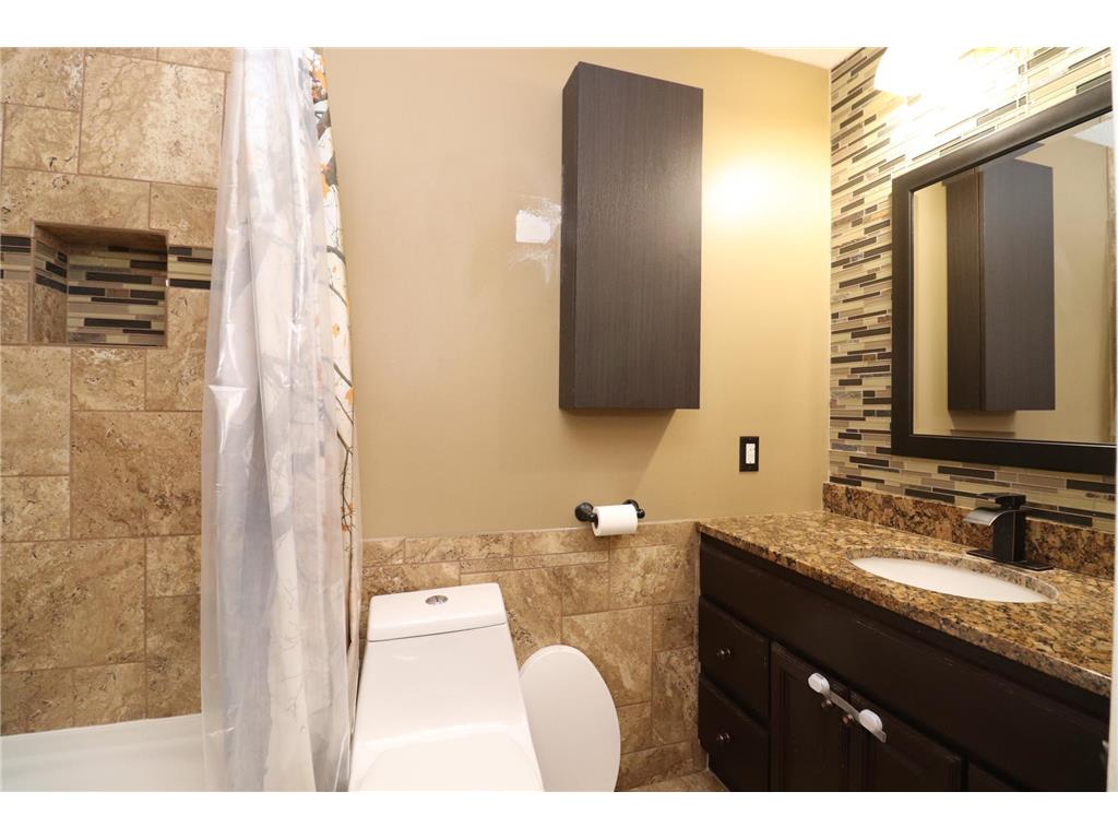 12924 16th Avenue S Burnsville MN 55337 7043279 image23