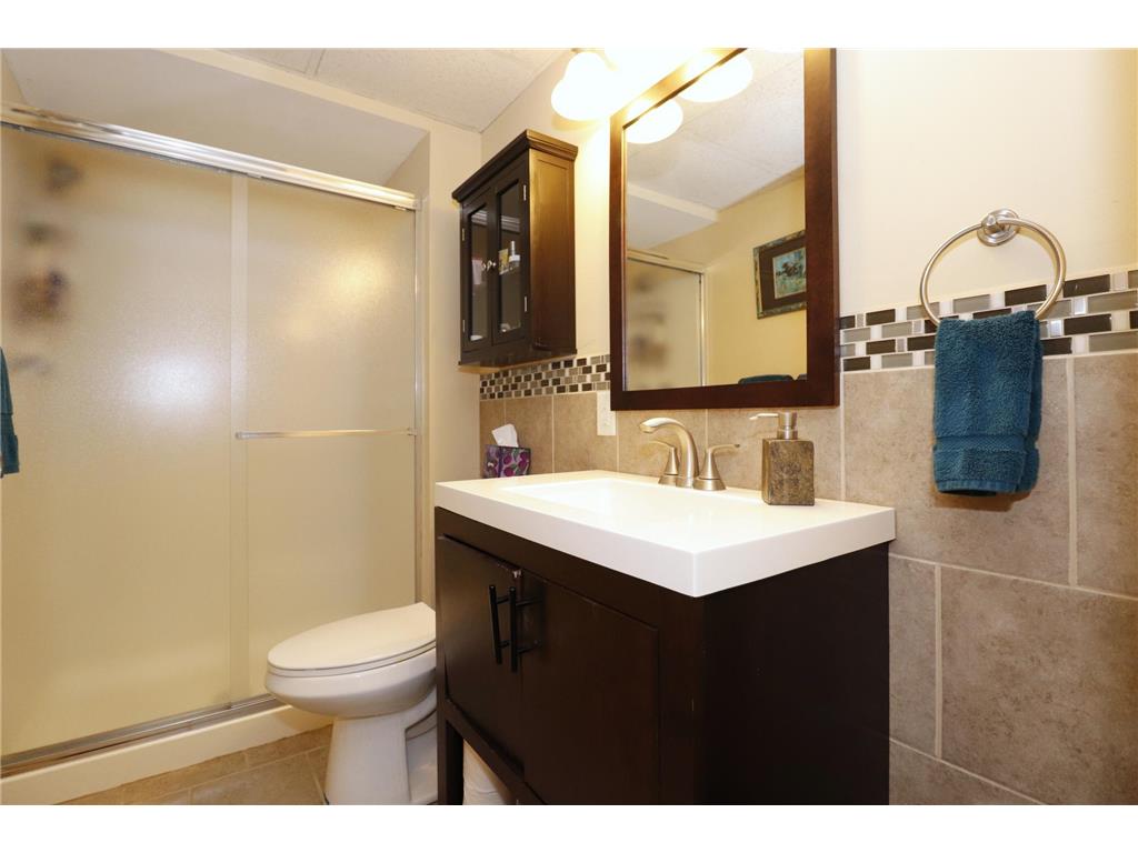 12924 16th Avenue S Burnsville MN 55337 7043279 image33