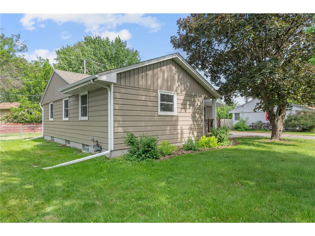 12924 Revere Lane N Champlin MN 55316 7065855 image36