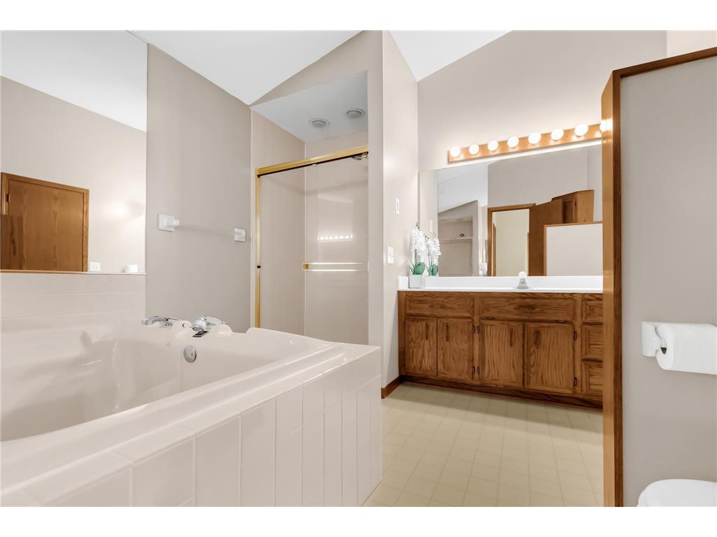 12929 Garrett Avenue Apple Valley MN 55124 7066853 image16