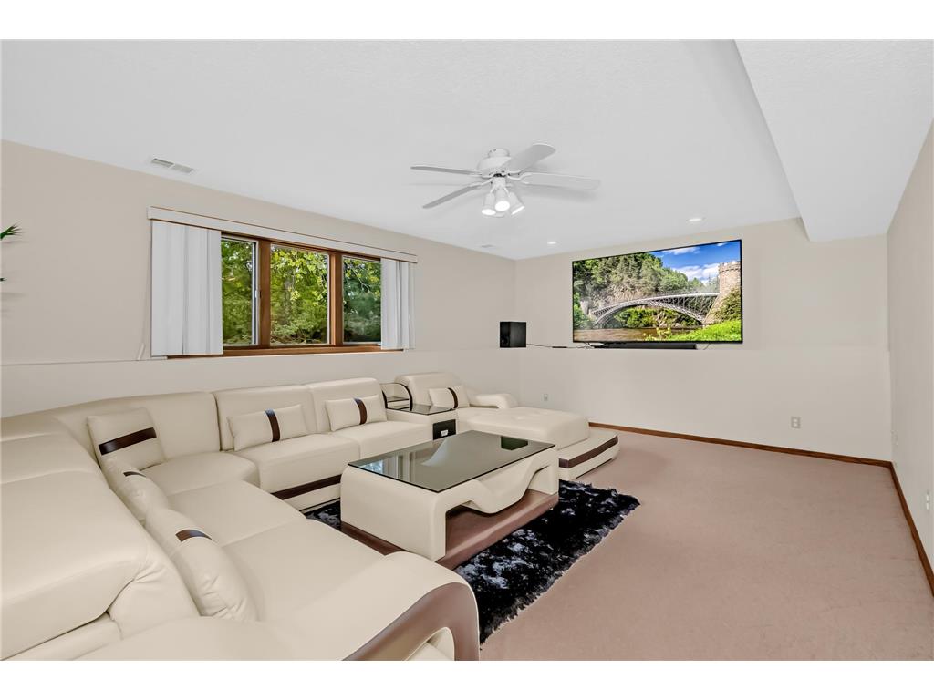 12929 Garrett Avenue Apple Valley MN 55124 7066853 image20