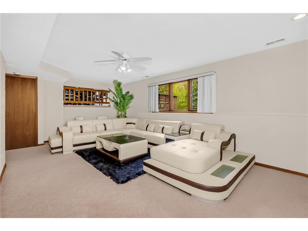 12929 Garrett Avenue Apple Valley MN 55124 7066853 image23