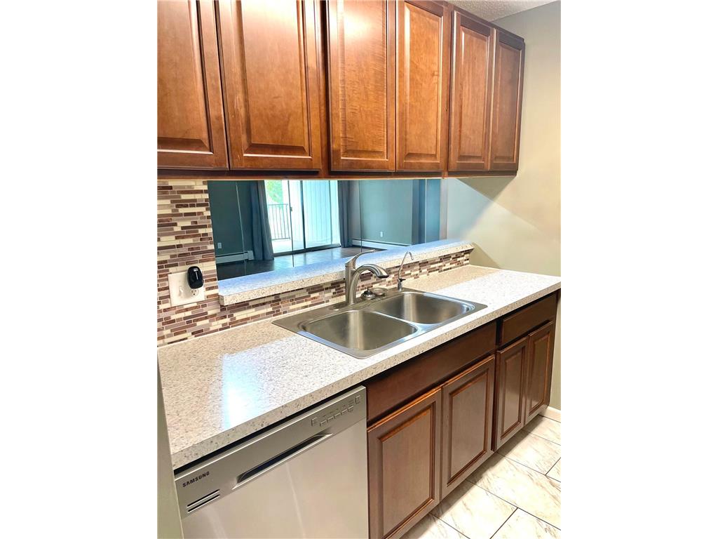 12930 Nicollet Avenue #202 Burnsville MN 55337 7066732 image1