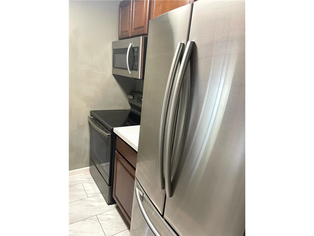 12930 Nicollet Avenue #202 Burnsville MN 55337 7066732 image3